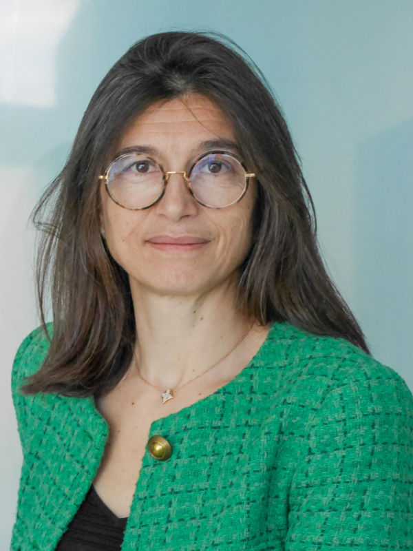 Portrait photo of Anne-Valérie Cornuault Goulard