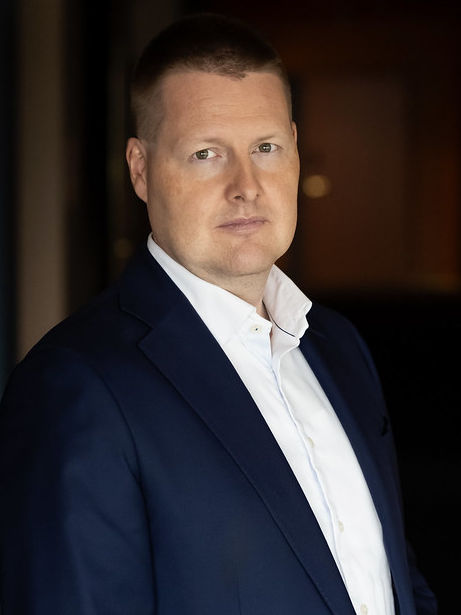 Portrait photo of Sami Pakarinen