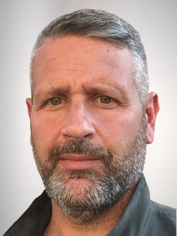 Portrait photo of Neri di Volo